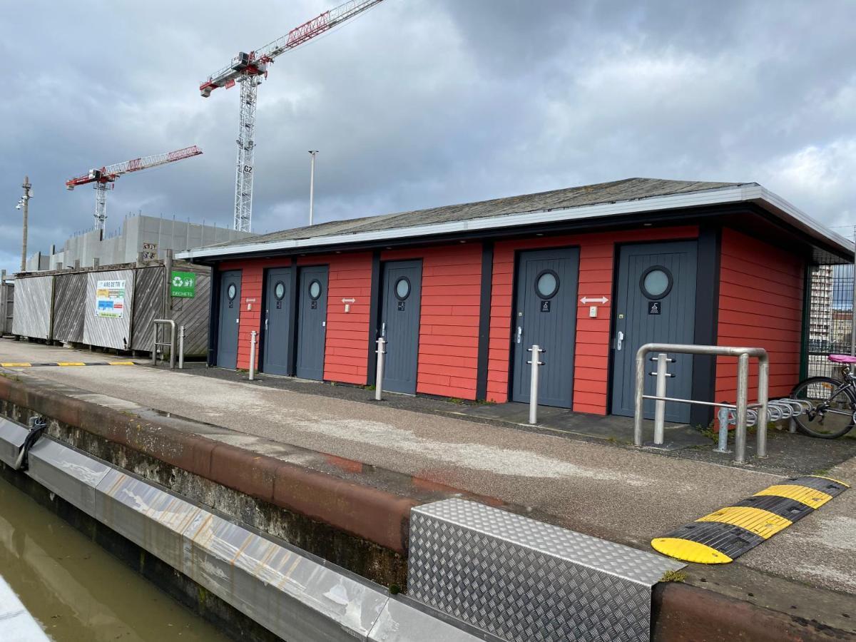 Nuit Insolite A Bord Du Bateau Exocet III Boulogne-sur-Mer Exterior foto